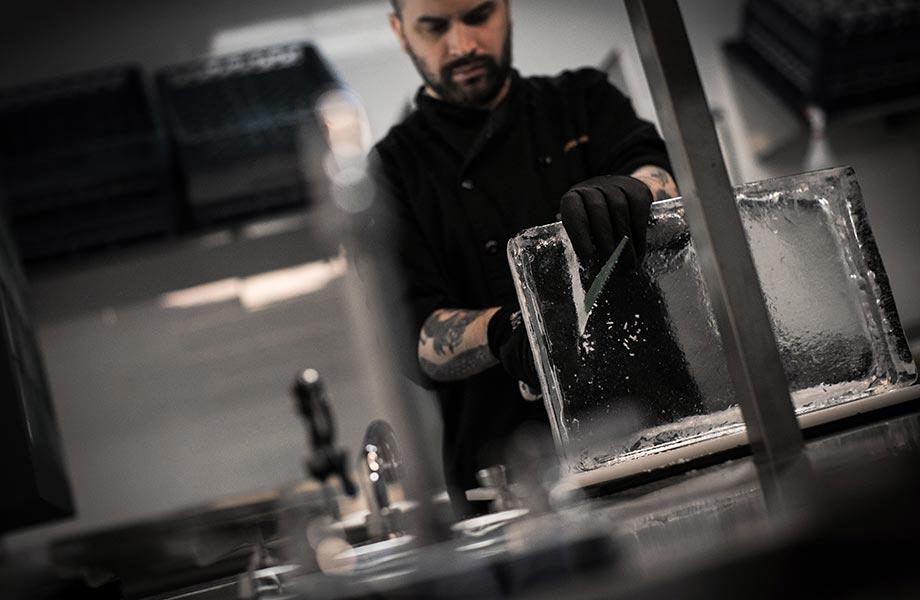 Cloakroom Bar-Montreal-Canada-3