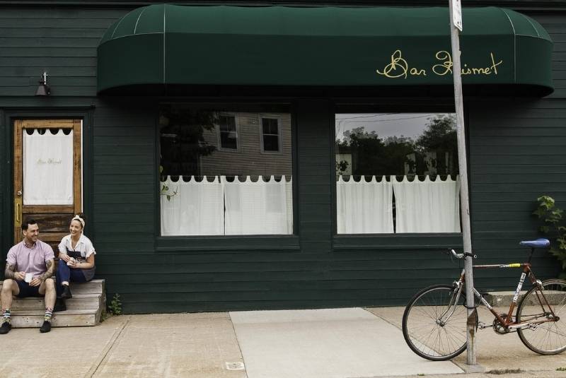 NA50BB22-Sustainable-Bar-exterior