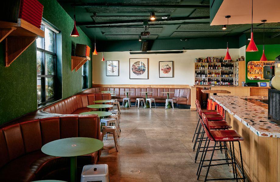 Thunderbolt, Los Angeles