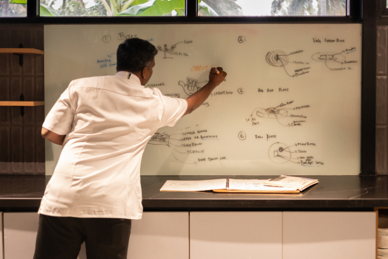 A50BR25-OTW-Farmlore-1